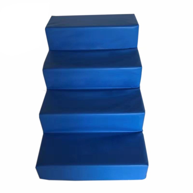 चार चरण वाली सीढ़ी